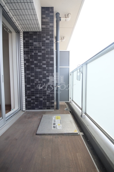 バルコニー　写真は別タイプとなります。