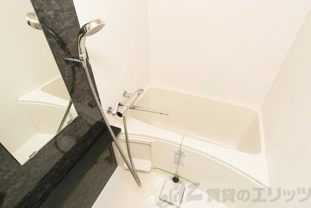 エスリード新大阪ヴェルデの風呂写真