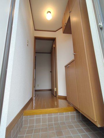 シャルマンノナカの玄関写真