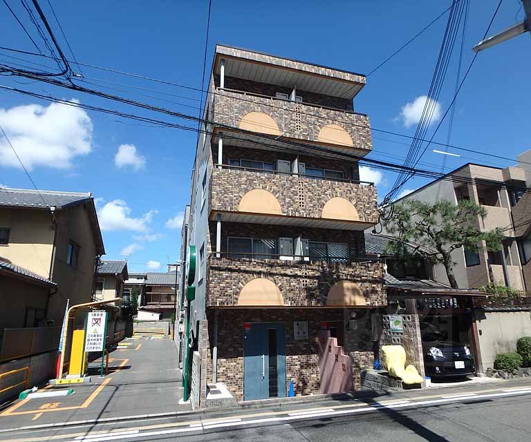 地下鉄烏丸線 今出川駅 徒歩3分 築25年