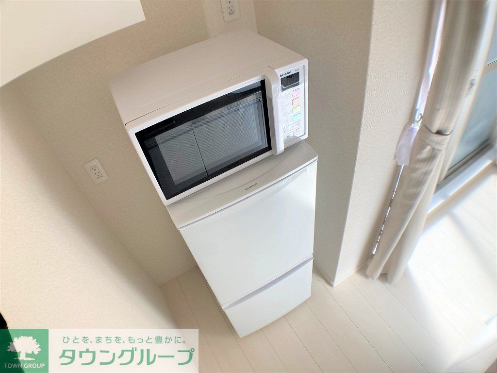 その他設備　電子レンジと冷蔵庫