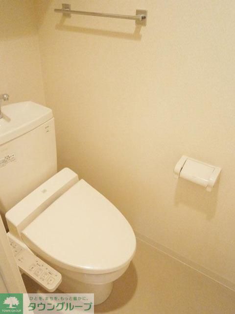 トイレ　※写真は同タイプ住戸です。