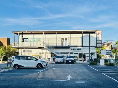 コンビニ　セブンイレブン　ハートイン西宮松山町店（コンビニ）まで100m