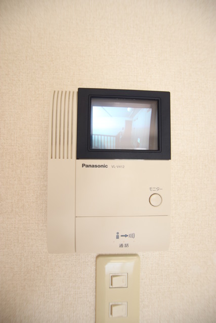 セキュリティ　来訪者をしっかり確認できるＴＶモニターホン