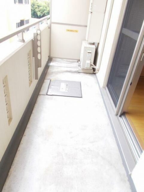 コンフォータブルの内装写真