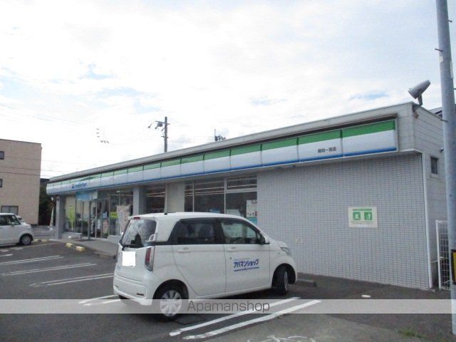 コンビニ　ファミリーマート高知一宮店（コンビニ）まで564m