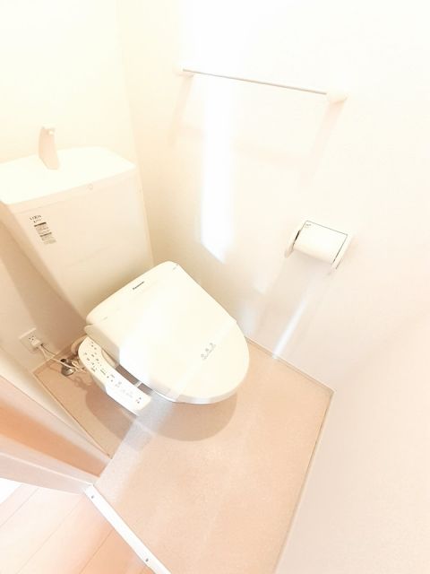 ブエナ ローザのトイレ写真