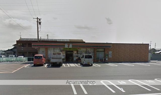 コンビニ　セブンイレブン（コンビニ）まで271m