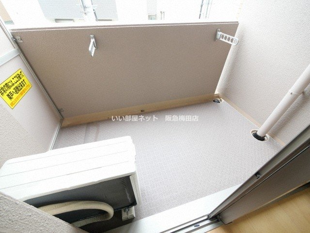 バルコニー　※反転タイプになります。