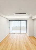 ルミナス一番町の居間写真