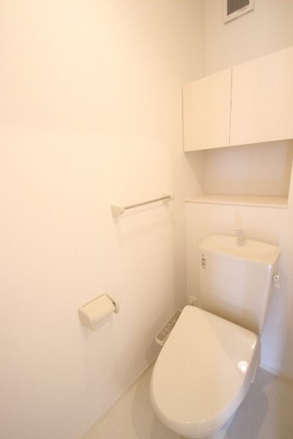 シュトラール喜連瓜破のトイレ写真