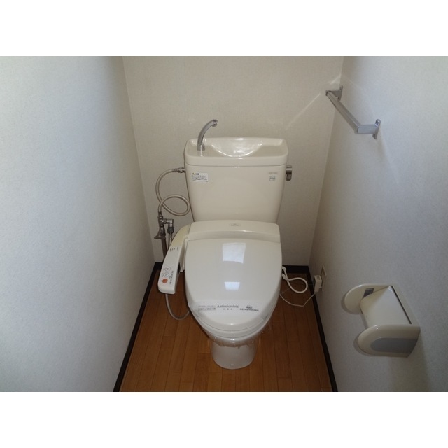 エステートこやま N棟のトイレ写真