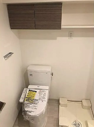 ＪＲ山手線 大塚駅 徒歩7分 7階建 築9年のトイレ写真