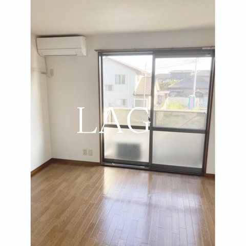 居室・リビング　洋室のお部屋です。