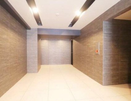 東京メトロ南北線 麻布十番駅 徒歩9分 8階建 築7年の外観写真