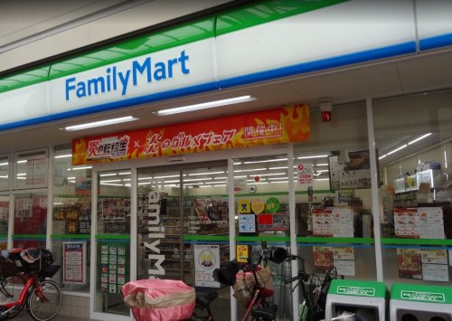 コンビニ　ファミリーマート 十条仲原一丁目店（コンビニ）まで543m