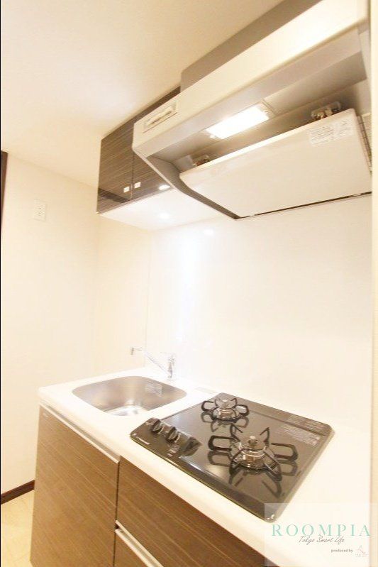 キッチン　※写真は別部屋・同タイプです