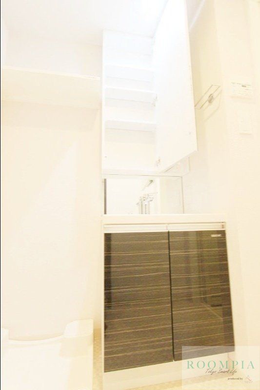 洗面設備　※写真は別部屋・同タイプです