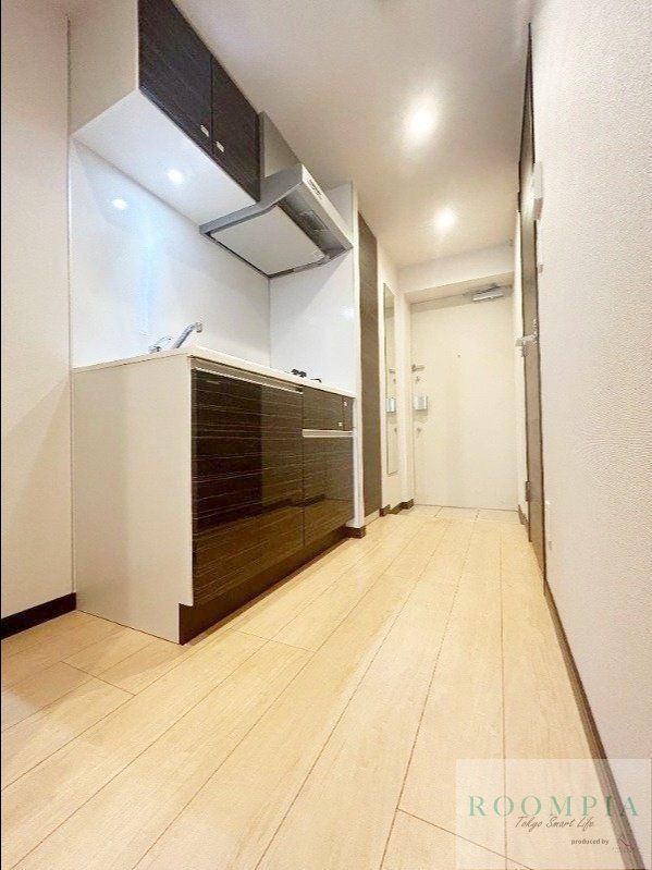 玄関　※写真は別部屋・同タイプです