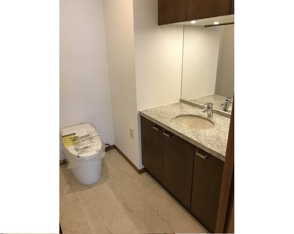 洗面設備　別タイプ部屋　参考写真です