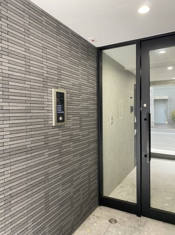 エントランス　オートロック