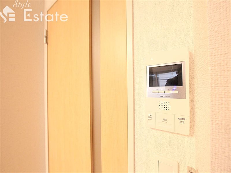セキュリティ　モニター付きインターホン
