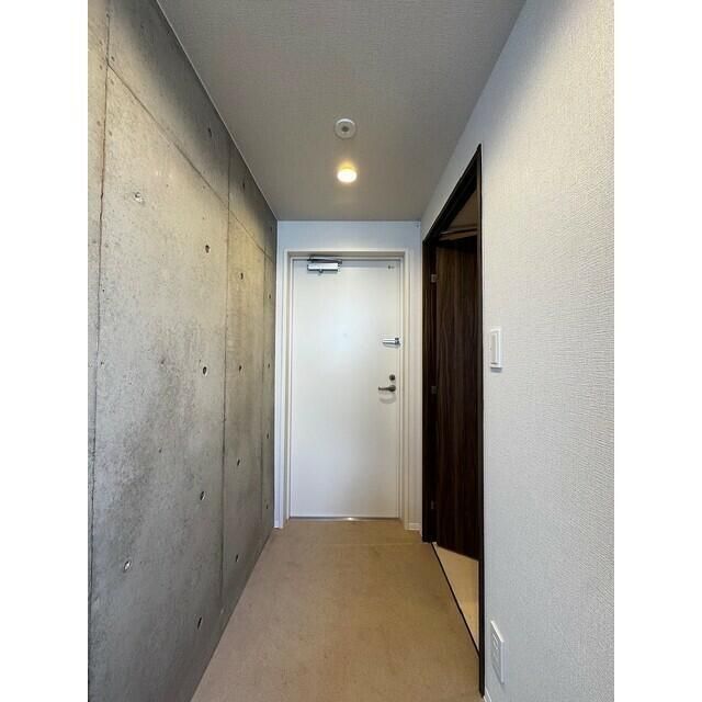 玄関　明るい玄関です
