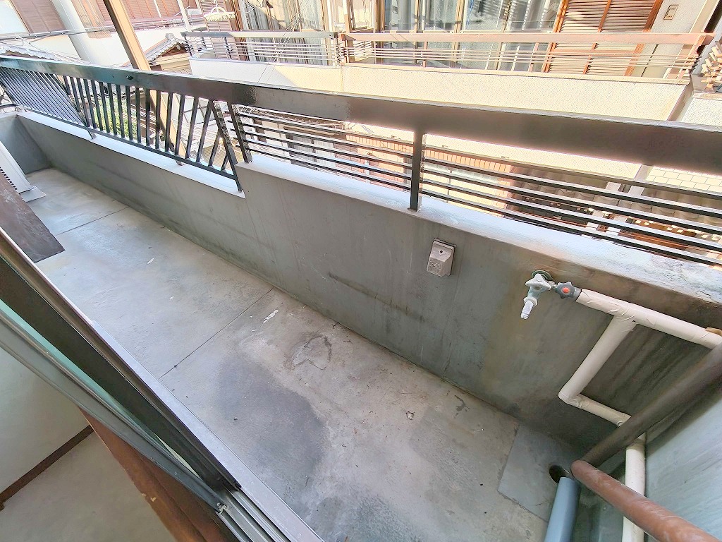 地下鉄谷町線 出戸駅 徒歩12分 3階建 築49年の内装写真