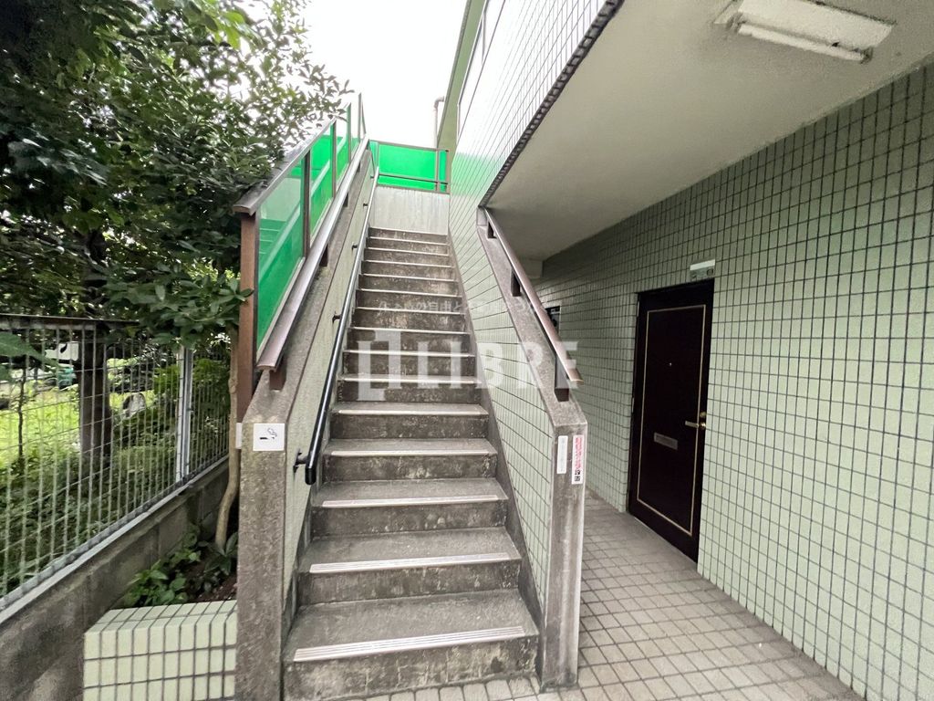 ＪＲ中央線 日野駅 徒歩18分 3階建 築38年の外観写真