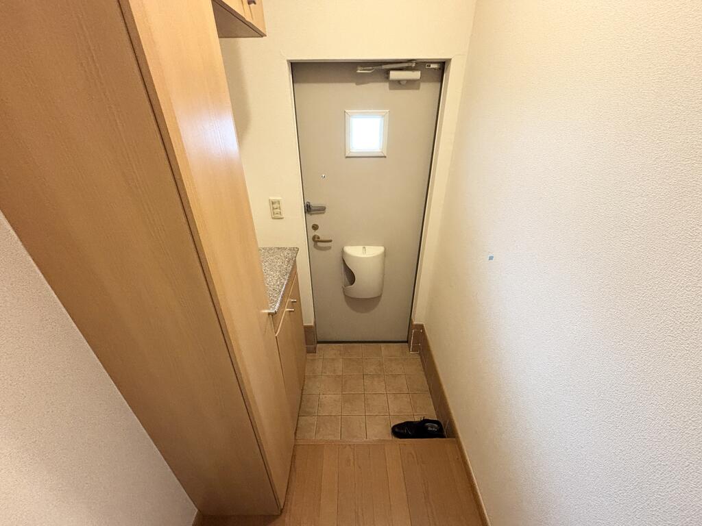 カメーリア・Kの玄関写真