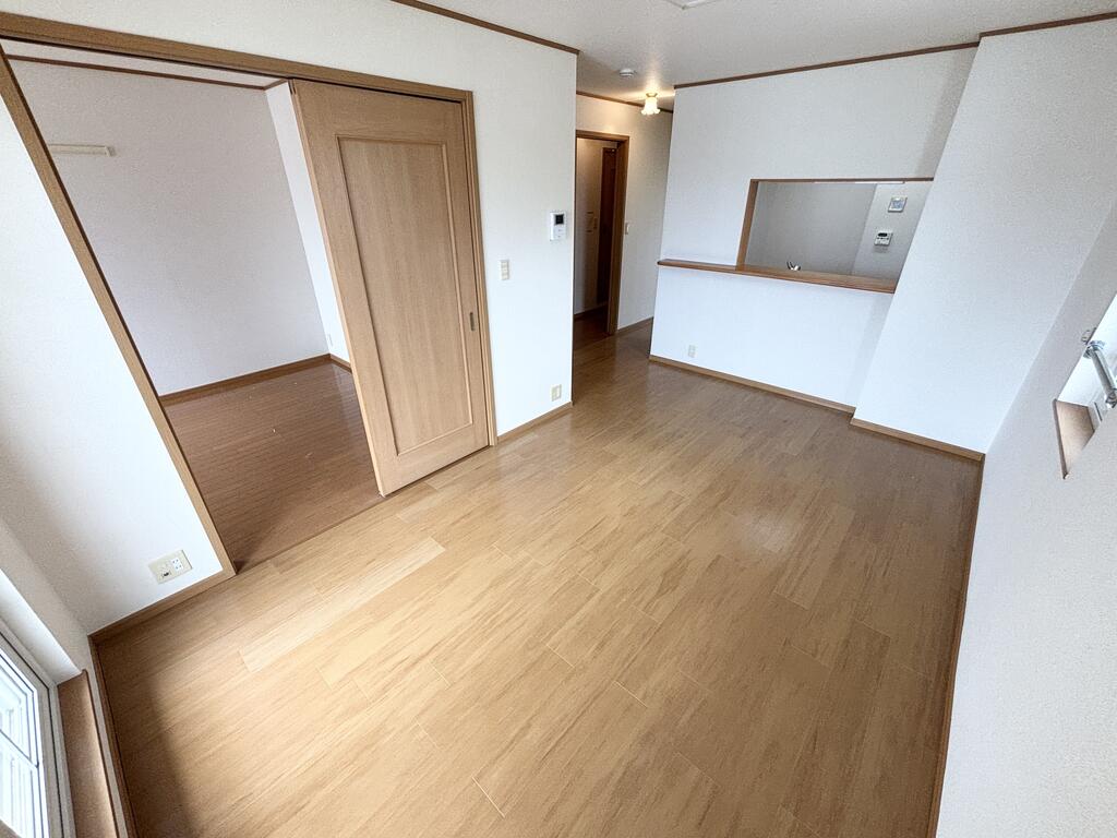 カメーリア・Kの居間写真
