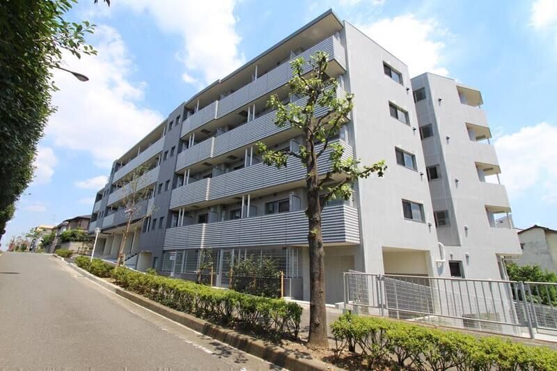 Beverly Homes 下赤塚の外観写真