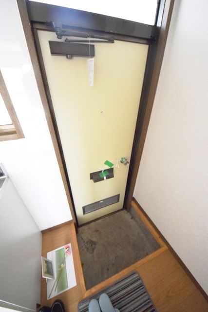 玄関　★お部屋探しは株式会社タウンハウジング東京まで★
