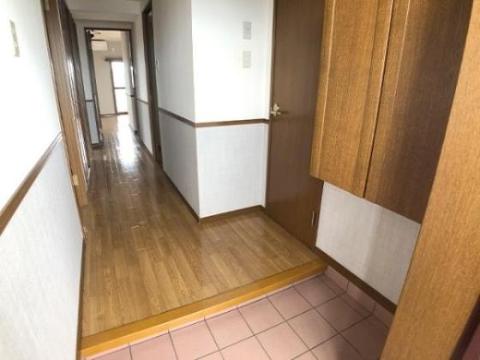 玄関　玄関（イメージ）