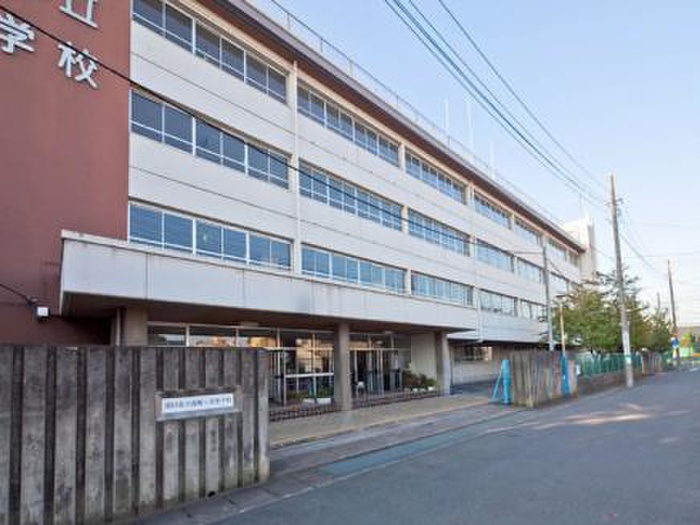 小学校　川口市立南鳩ヶ谷小学校（小学校）まで750m