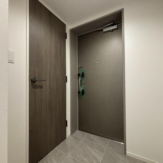 玄関　※写真は同タイプ住戸です。