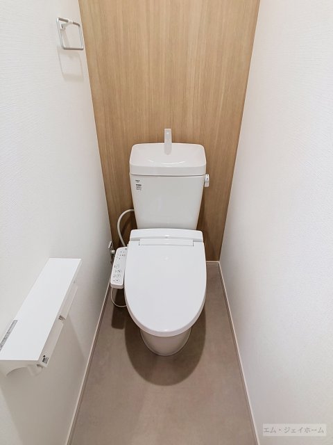 湖とそよ風のLUMINOUSのトイレ写真