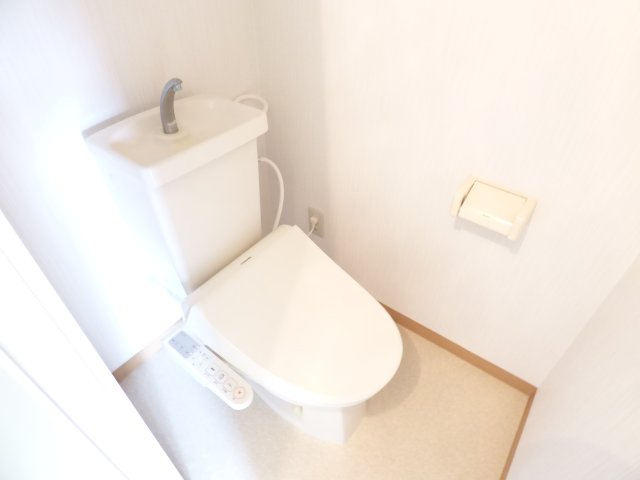 レファインド春日野道のトイレ写真