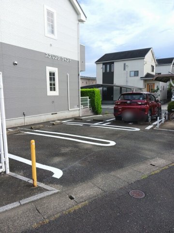 駐車場　車をお持ちの方に嬉しい駐車場付きの物件です