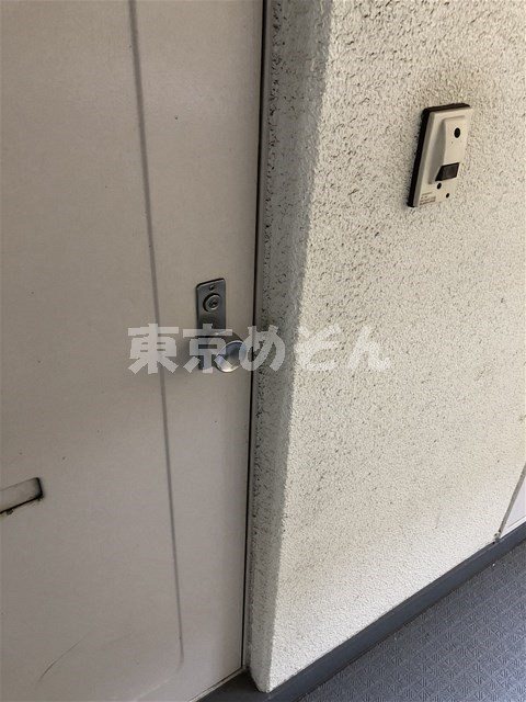ＪＲ山手線 高田馬場駅 徒歩9分 5階建 築43年の玄関写真
