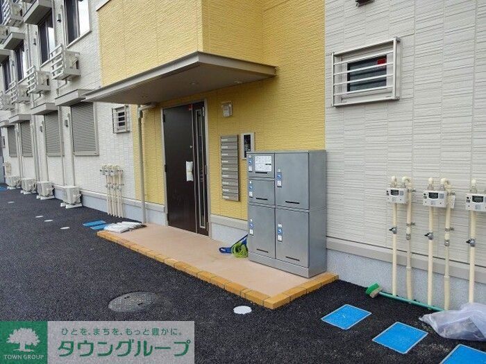 エントランス　お問合せはタウンハウジングまで！※現地待合わせ相談可能