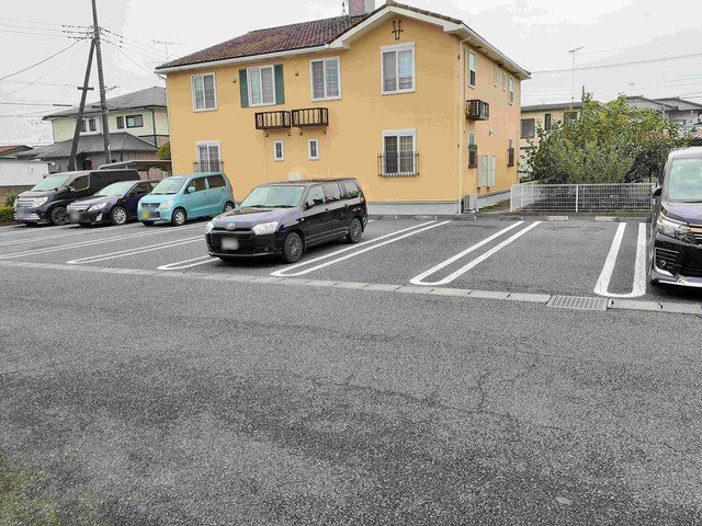 駐車場　駐車スペースもあります