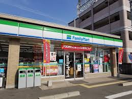 コンビニ　ファミリーマート 池田豊島南店（コンビニ）まで674m