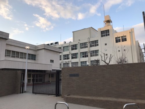 中学校　大阪市立宮原中学校（中学校）まで70m
