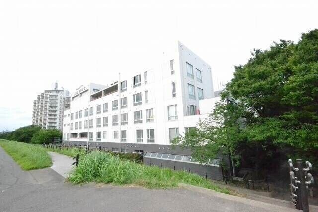 高校・高専　東京高等学校（高校・高専）まで3770m