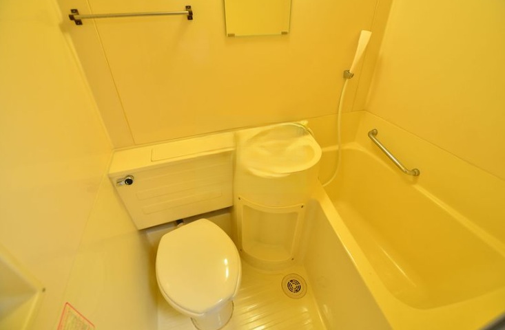 トイレ　コンパクトで使いやすいトイレです