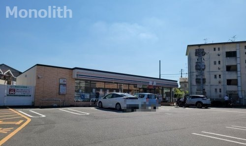 コンビニ　セブンイレブン 堺深井東町店（コンビニ）まで327m