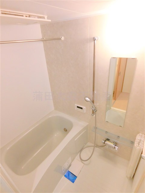 バス・シャワールーム　追焚+浴室乾燥機付きのバスルーム　お風呂