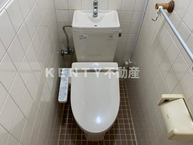 トイレ　清潔感のあるトイレです