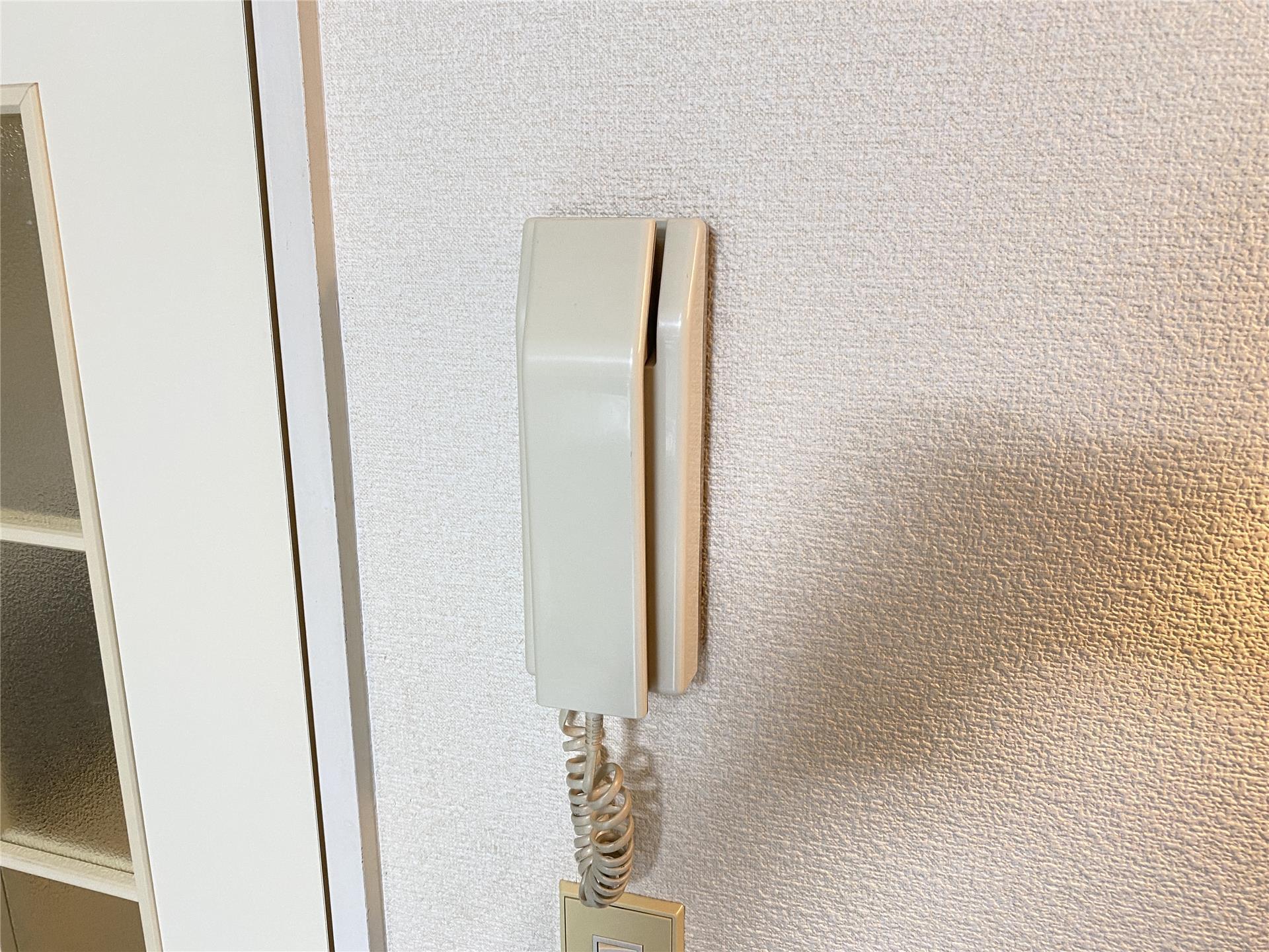 セキュリティ　お部屋から対応できるインターホン完備♪